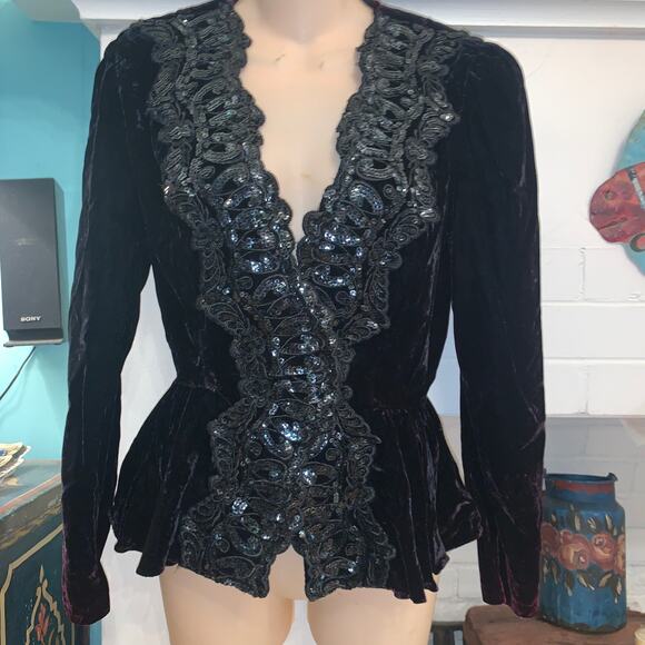 OUTSTANDING VINTAGE VELVET SEQUIN TRIM FITTED JACKET OR TOP EDWARDIAN - Picture 1 of 10